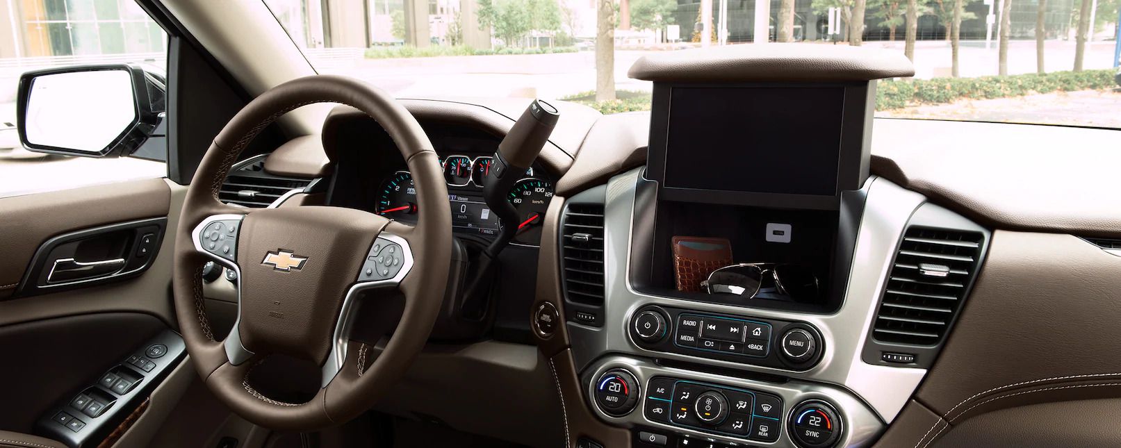 2019 Tahoe Full-Size SUV Design: hidden dashboard storage